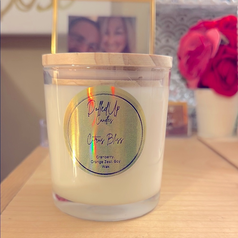 9oz Citrus Bliss Soy Wax Candle | Cranberry Orange Zest - Picture 2 of 4